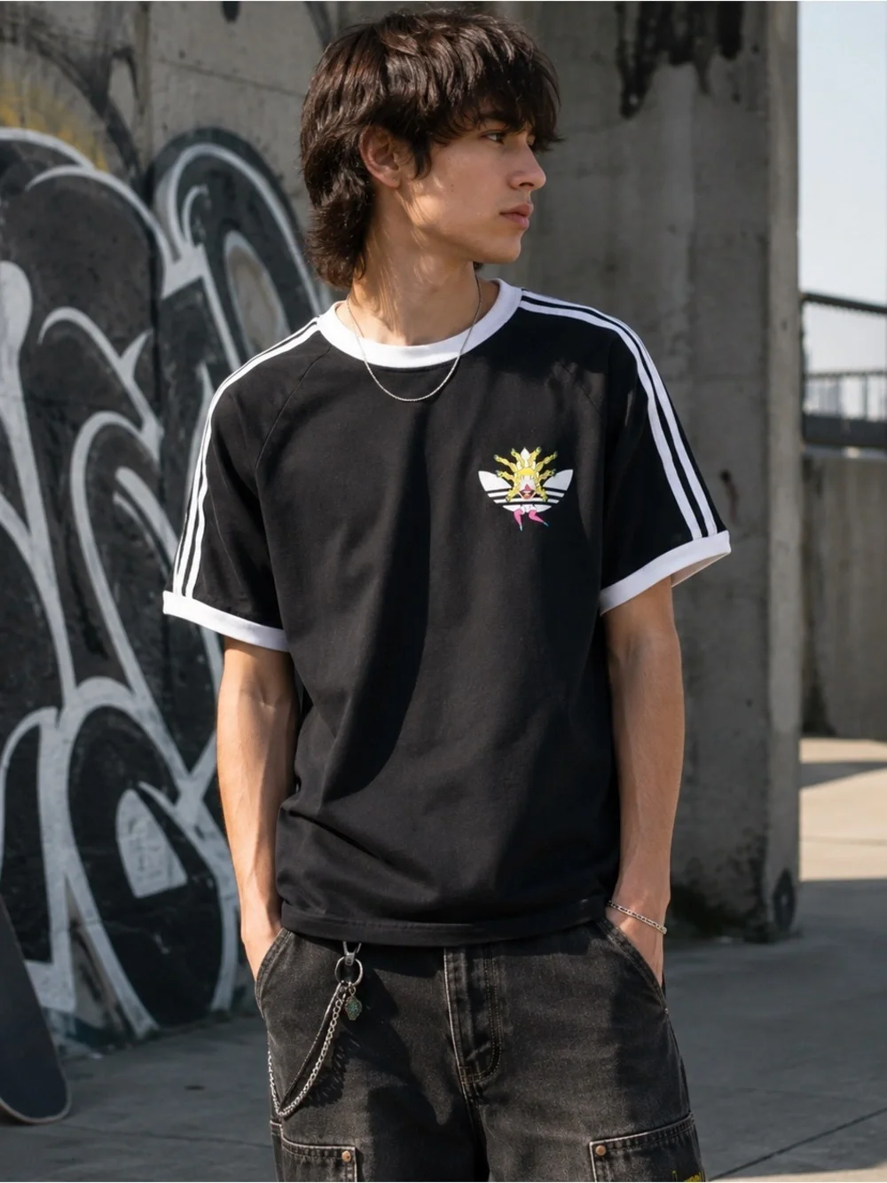 Adidas Tanaami Cali Te Short Sleeve Tee, Vintage, Mens or Unisex Size Small